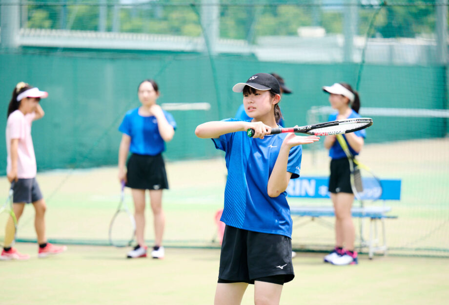 女子テニス部（硬式・ソフトテニス）